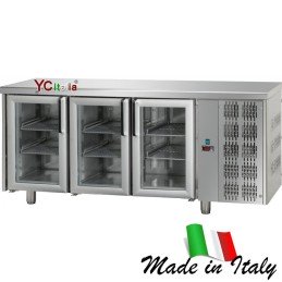 Tavolo refrigerato inox 3 porte a vetro1.225,00 €1.225,00 €Tavoli refrigerati porte a vetro 700 profonditàF.A.R.H. Snc Di Bottacin Antonio & C