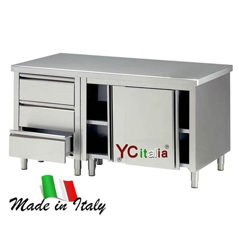 Tavolo inox armadiato con cassettiera p7001.128,20 €1.128,20 €Tavoli armadiati con cassettieraF.A.R.H. Snc Di Bottacin Antonio & C