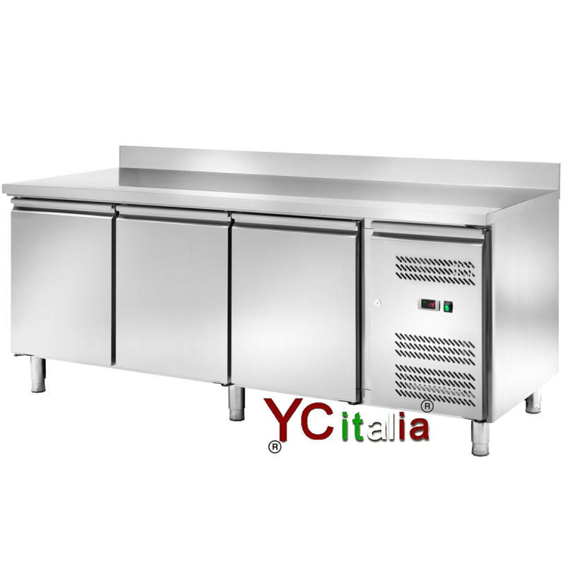 Banco refrigerato 3 porte pasticceria1.275,00 €1.275,00 €Tavoli refrigerati per pasticceriaF.A.R.H. Snc Di Bottacin Antonio & C