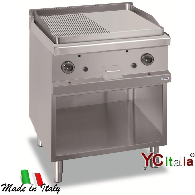 Fry top 70x71,4x85 con piastra 1/2 liscia 1/2 rigata