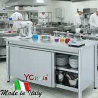 Tavolo armadiato passante